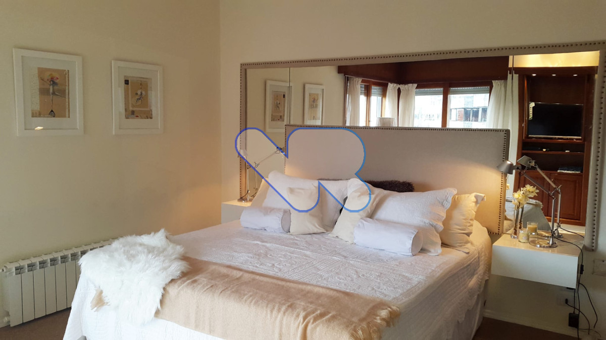 Venta y Alquiler Anual Casa 4D y dep de serv con Piscina Mansa · Foto 11