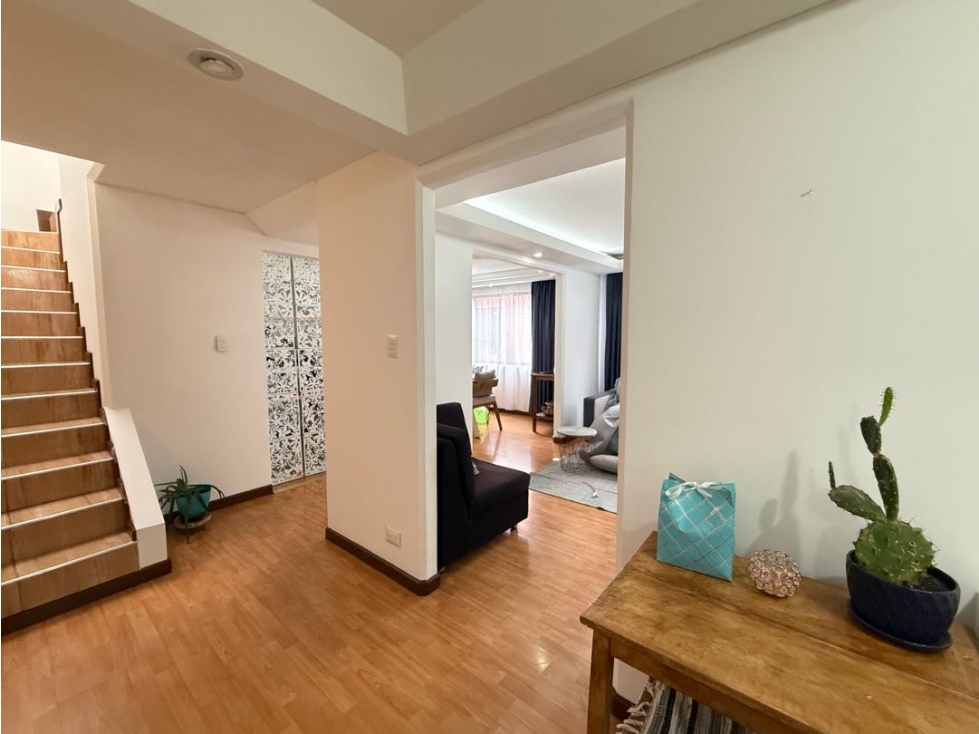 Casa en venta en Villas De Granada, Bogotá · foto 3 de 24
