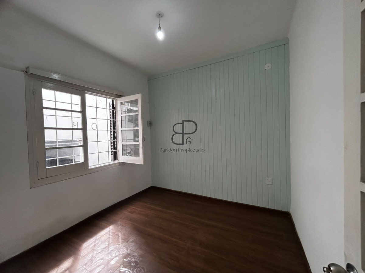 Alquiler Apartamento 2 Dormitorios Reducto con Patio interno · Foto 9