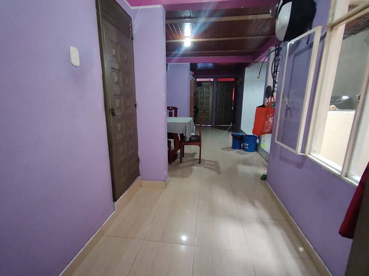 Casa en venta en Bosa Islandia, Bogotá · foto 3 de 18