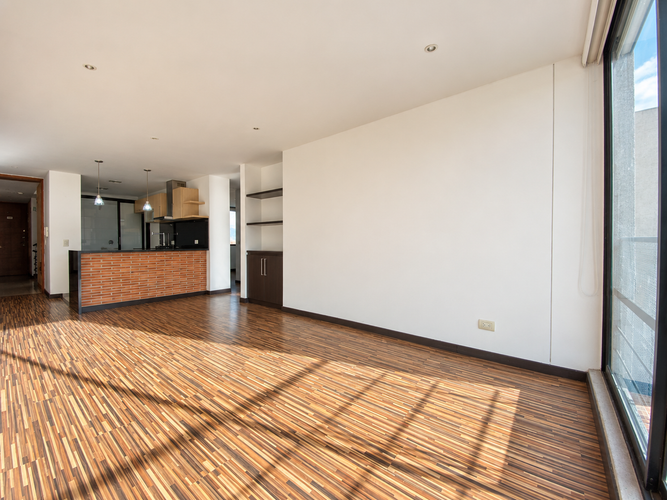 Apartamento en venta en Laura Vicuña, Chía · foto 2 de 12
