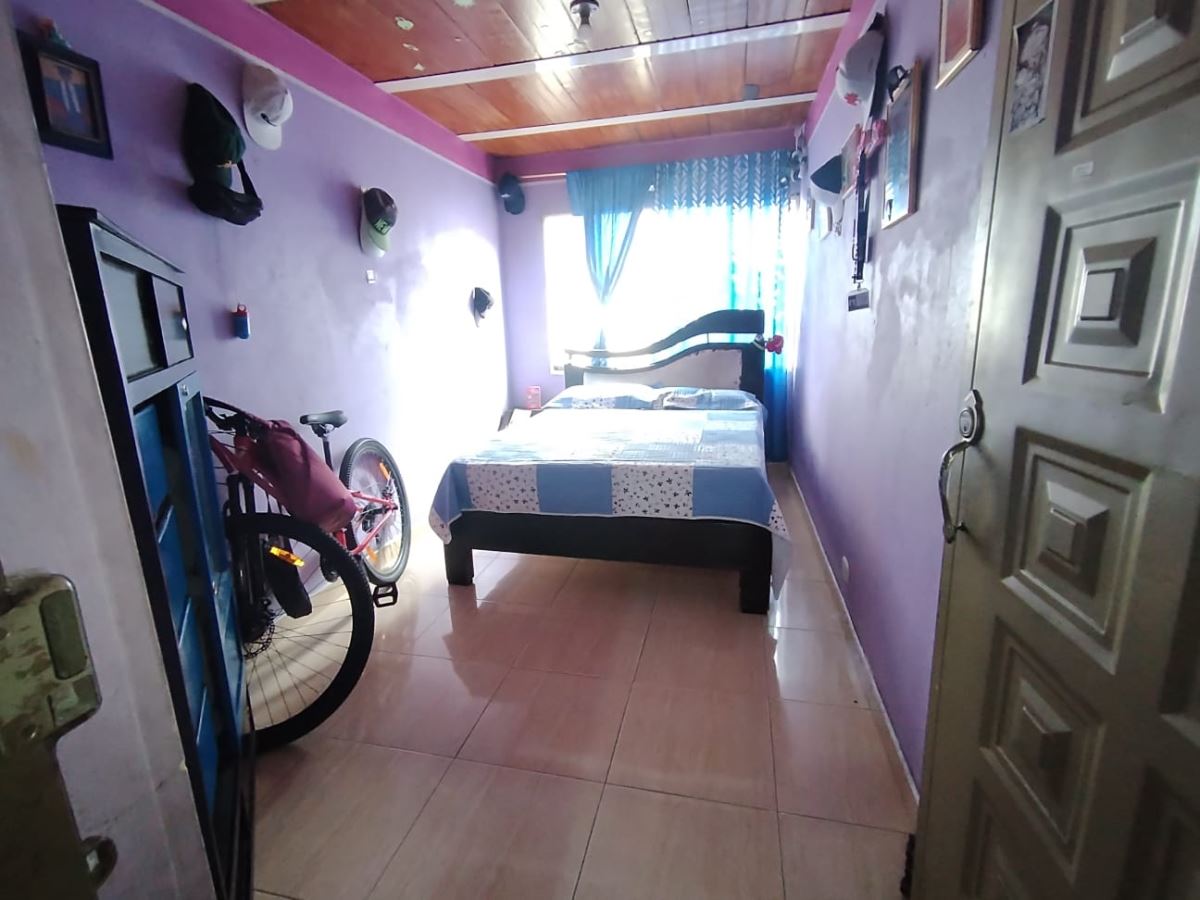 Casa en venta en Bosa Islandia, Bogotá · foto 13 de 18