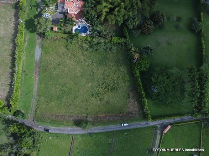 Lote en venta en Cerritos, Pereira, 2855 m² · foto 3 de 16