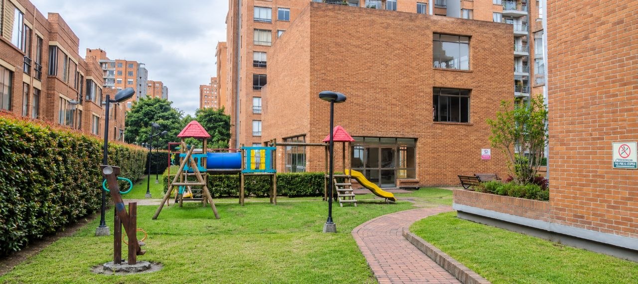 Apartamento en venta en Mazuren, Bogotá · foto 13 de 18