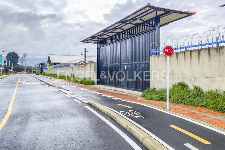 Bodega en venta en La Estacion, Chía, 2700 m² · foto 17 de 17