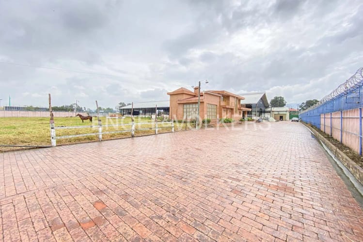 Bodega en venta en La Estacion, Chía, 2700 m² · foto 13 de 17