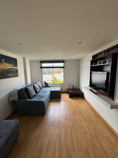 Apartaestudio en venta en Cedritos, Bogotá, 52 m² · foto 3 de 13