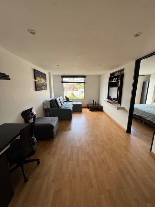 Apartaestudio en venta en Cedritos, Bogotá, 52 m² · foto 2 de 13
