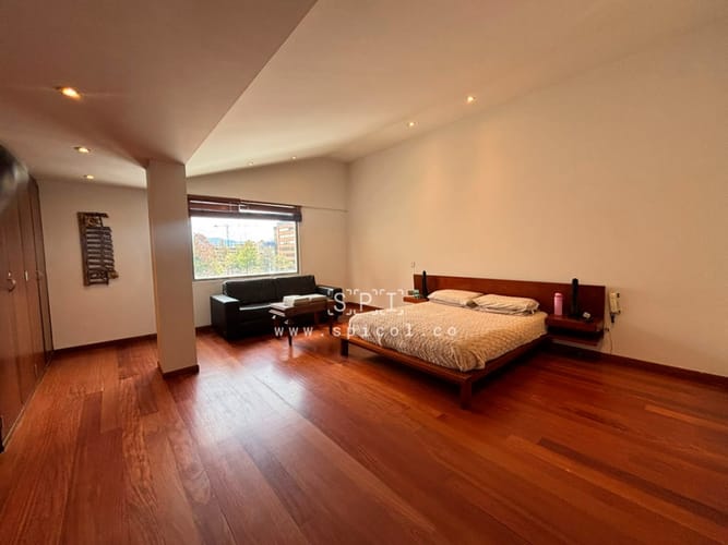 Apartamento de 4 alcobas en venta en Chico Norte, Bogotá, 300 m² · foto 15 de 23