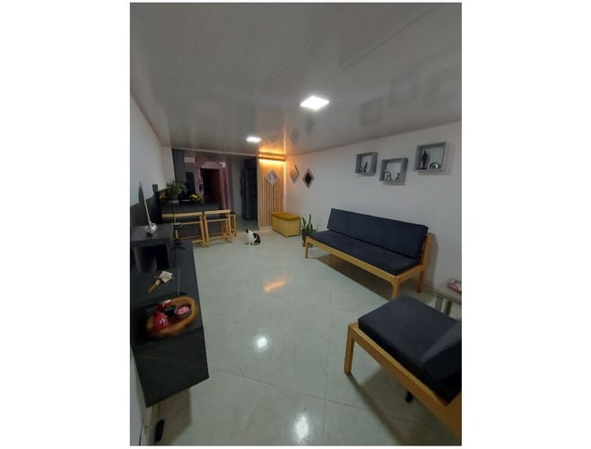Casa de 4 alcobas en venta en La Milagrosa, Medellín, 100 m² · foto 3 de 15