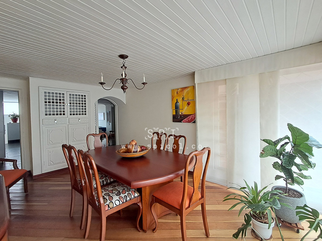 Casa en venta en Santa Barbara Central, Bogotá · foto 6 de 24
