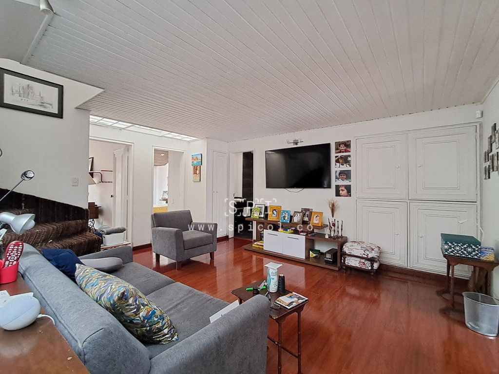 Casa en venta en Santa Barbara Central, Bogotá · foto 16 de 24