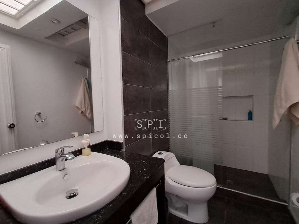 Casa en venta en Santa Barbara Central, Bogotá · foto 17 de 24