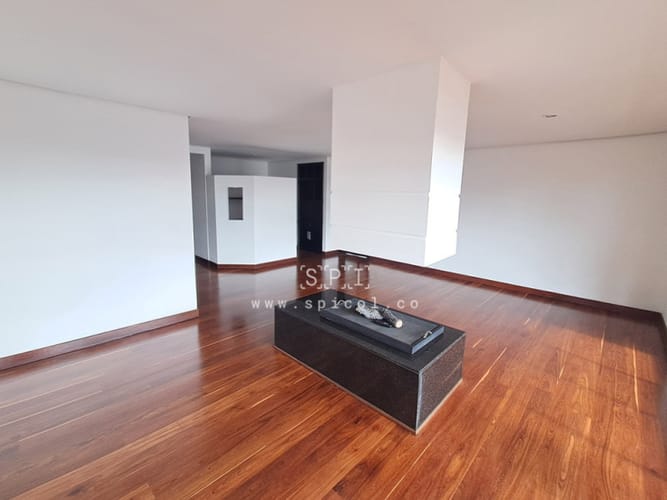 Apartamento en venta en Santa Ana Oriental, Bogotá · foto 3 de 17