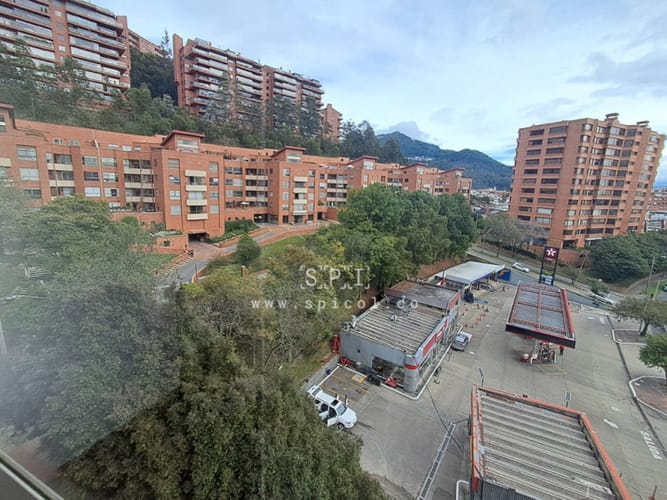 Apartamento en venta en Santa Ana Oriental, Bogotá · foto 10 de 17