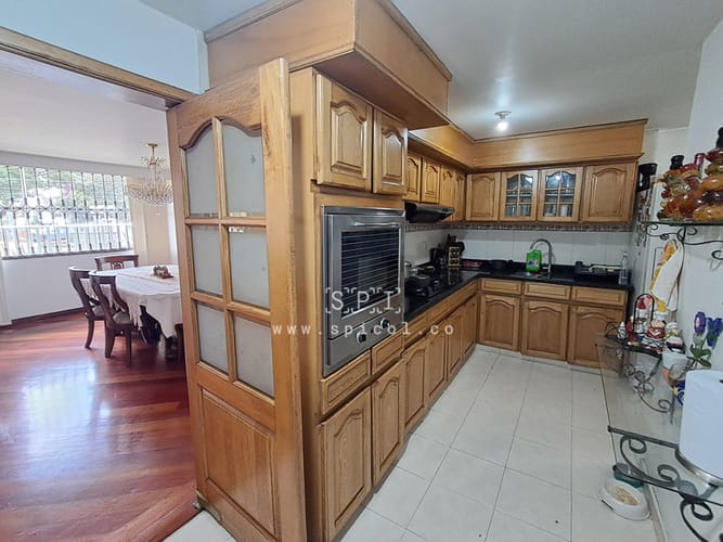 Apartamento de 4 alcobas en venta en Santa Barbara, Bogotá, 144 m² · foto 6 de 20
