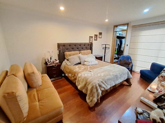 Apartamento de 4 alcobas en venta en Santa Barbara, Bogotá, 144 m² · foto 13 de 20