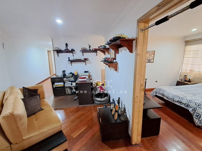 Apartamento de 4 alcobas en venta en Santa Barbara, Bogotá, 144 m² · foto 19 de 20