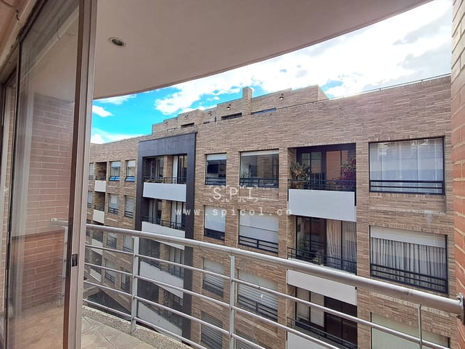 Apartamento de 3 alcobas en arriendo en Nueva Autopista, Bogotá, 131 m² · foto 4 de 24