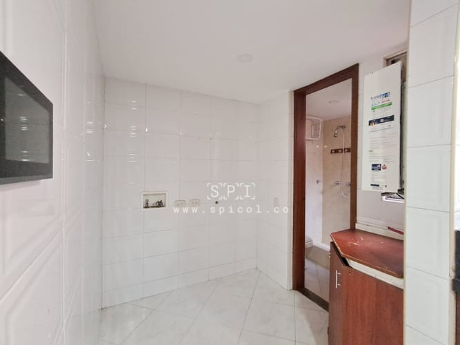Apartamento de 3 alcobas en arriendo en Nueva Autopista, Bogotá, 131 m² · foto 8 de 24