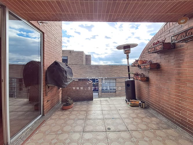 Apartamento de 3 alcobas en arriendo en Nueva Autopista, Bogotá, 131 m² · foto 18 de 24