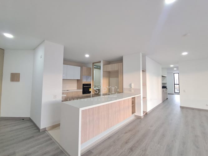 Apartamento en venta en San Jose De Bavaria, Bogotá · foto 3 de 20