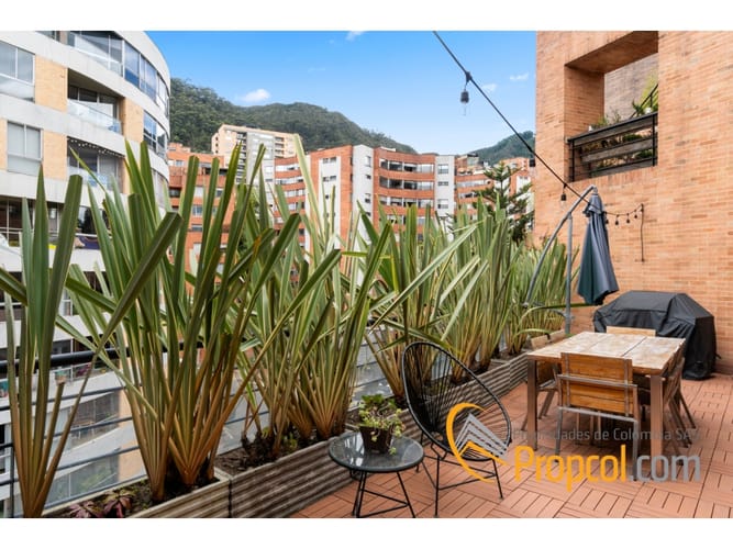 Apartamento de 3 alcobas en venta en Chapinero, Bogotá, 250 m² · foto 2 de 18