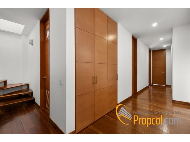 Apartamento de 3 alcobas en venta en Chapinero, Bogotá, 250 m² · foto 9 de 18