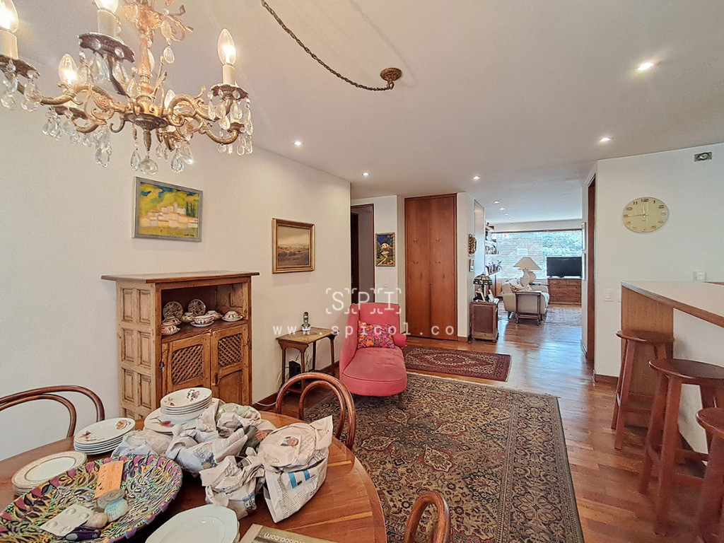 Apartamento en venta en Los Rosales, Bogotá · foto 4 de 15