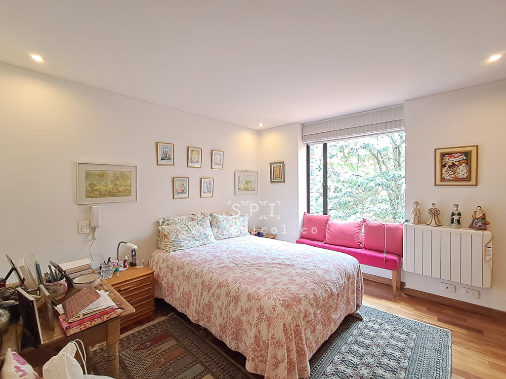 Apartamento en venta en Los Rosales, Bogotá · foto 12 de 15