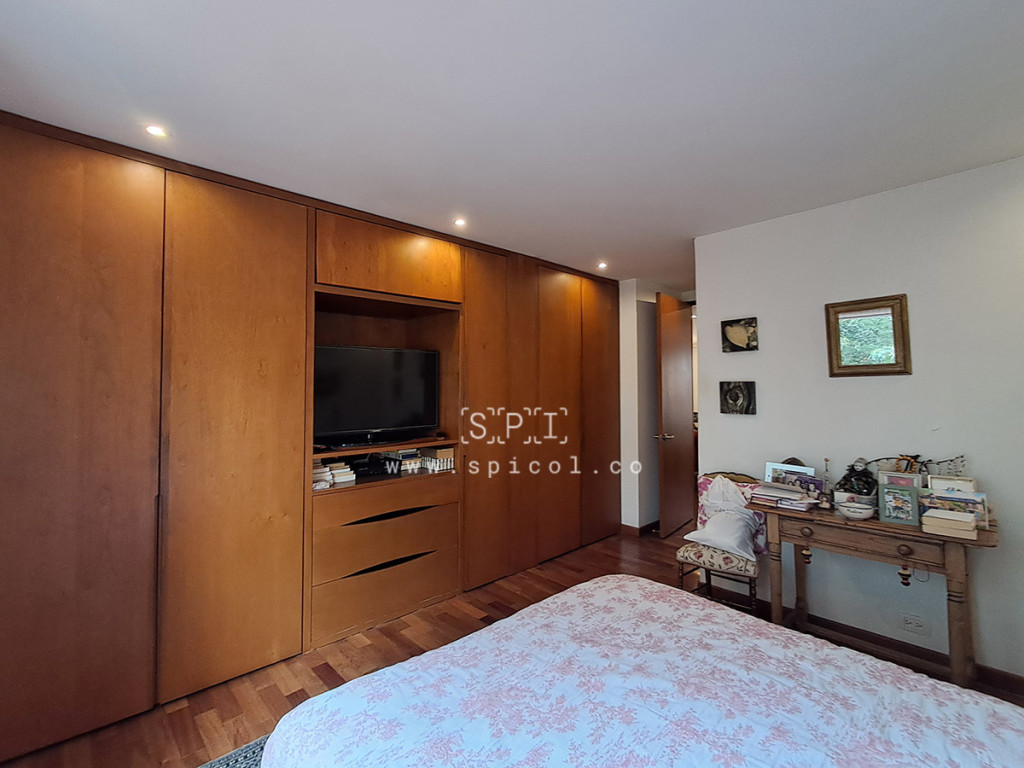 Apartamento en venta en Los Rosales, Bogotá · foto 14 de 15