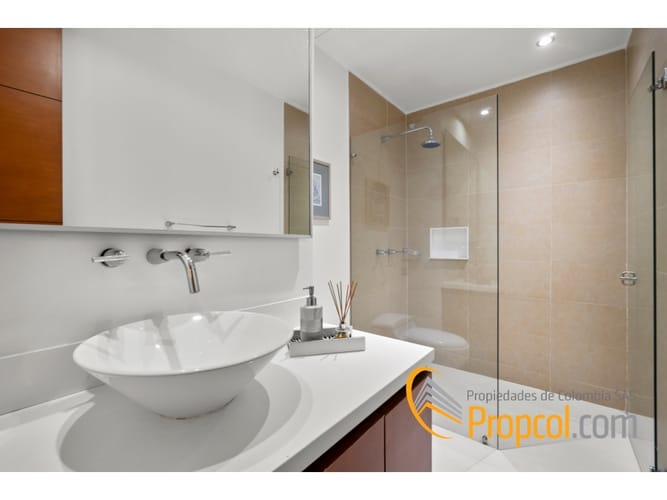 Apartamento de 3 alcobas en venta en Chapinero, Bogotá, 250 m² · foto 13 de 18