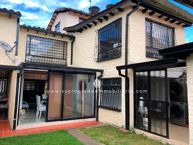 Casa de 5 alcobas en venta en Colina Campestre, Bogotá, 384 m² · foto 10 de 24