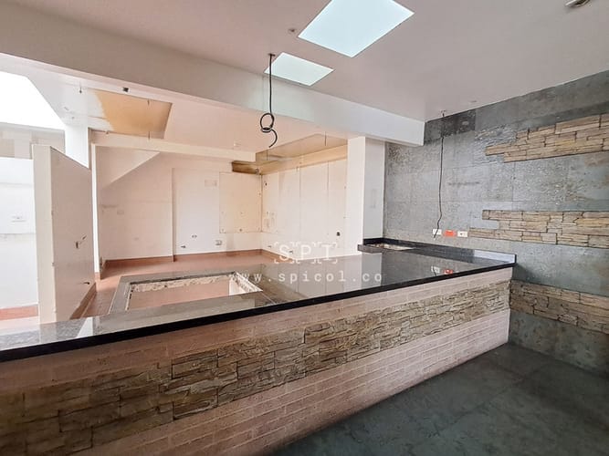 Casa de 2 alcobas en venta en Chapinero Alto, Bogotá, 450 m² · foto 9 de 13