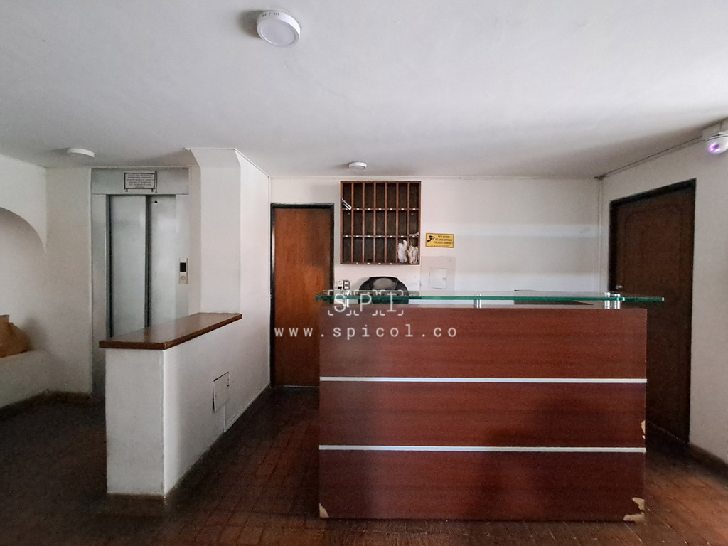 Apartamento en venta en Los Rosales, Bogotá · foto 10 de 12