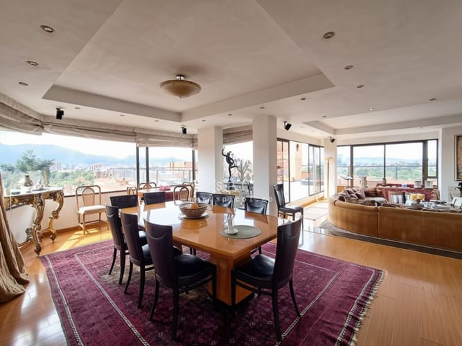 Apartamento de 4 alcobas en venta en Club De Los Lagartos, Bogotá, 384 m² · foto 8 de 24