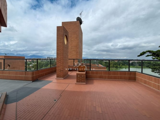 Apartamento de 4 alcobas en venta en Club De Los Lagartos, Bogotá, 384 m² · foto 24 de 24