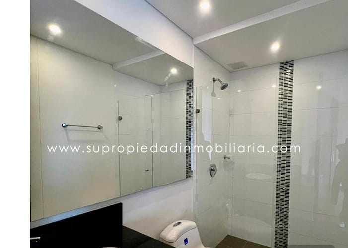 Apartamento de 3 alcobas en venta en Mazuren, Bogotá, 139 m² · foto 6 de 13