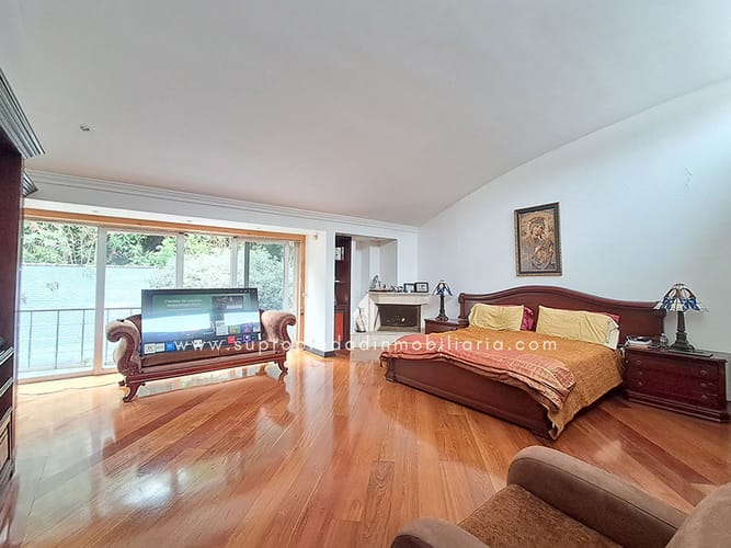 Casa de 4 alcobas en venta en Santa Ana Oriental, Bogotá, 620 m² · foto 9 de 24