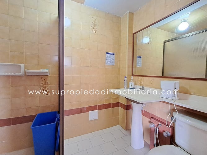 Casa de 10 alcobas en venta en Santa Barbara Central, Bogotá, 1198 m² · foto 8 de 24