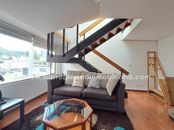 Casa de 10 alcobas en venta en Santa Barbara Central, Bogotá, 1198 m² · foto 9 de 24