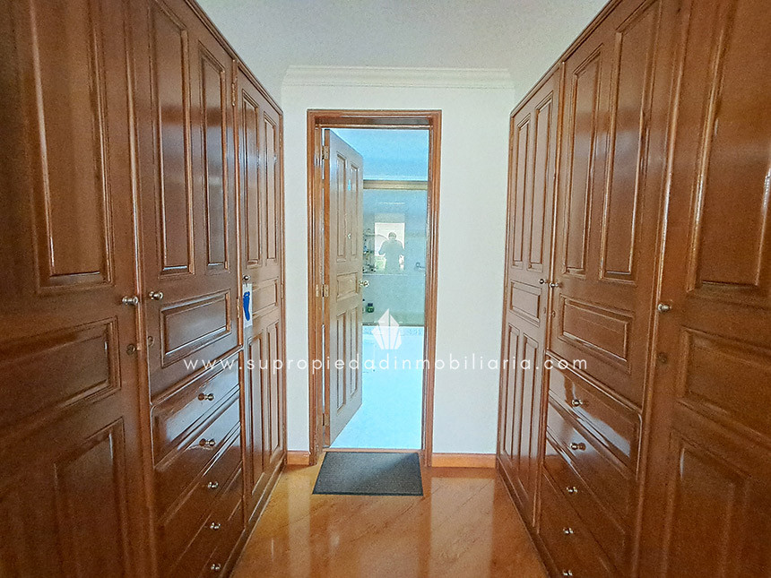 Apartamento en venta en Chicó Navarra, Bogotá · foto 13 de 24