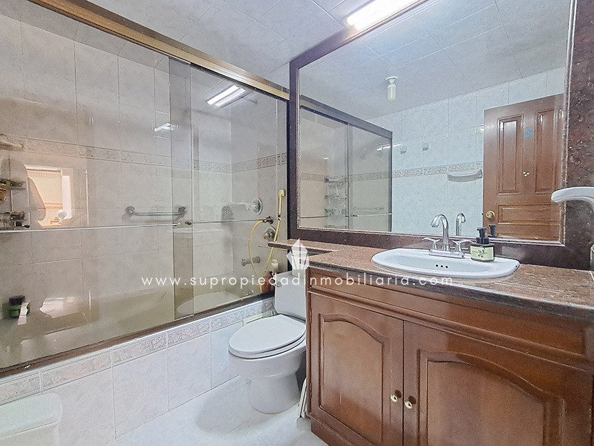 Apartamento en venta en Chicó Navarra, Bogotá · foto 14 de 24
