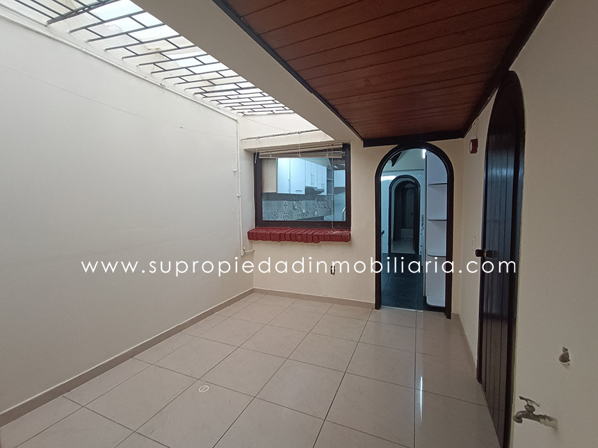 Casa en venta en Santa Barbara Alta, Bogotá · foto 10 de 24