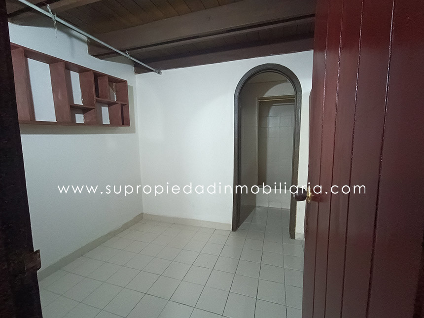 Casa en venta en Santa Barbara Alta, Bogotá · foto 11 de 24