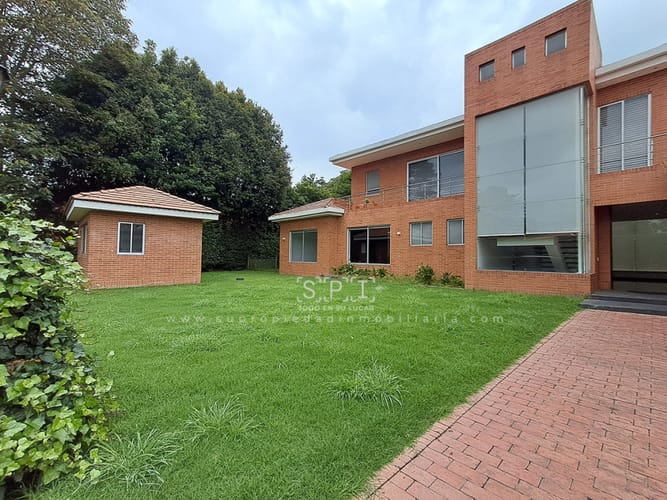 Casa de 4 alcobas en venta en Guaymaral, Bogotá, 419 m² · foto 3 de 24