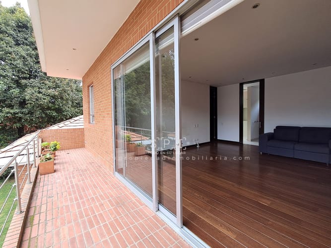 Casa de 4 alcobas en venta en Guaymaral, Bogotá, 419 m² · foto 5 de 24
