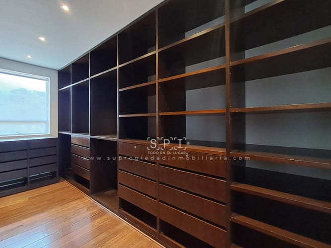 Casa de 4 alcobas en venta en Guaymaral, Bogotá, 419 m² · foto 14 de 24