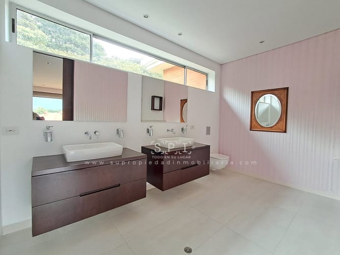 Casa de 4 alcobas en venta en Guaymaral, Bogotá, 419 m² · foto 15 de 24