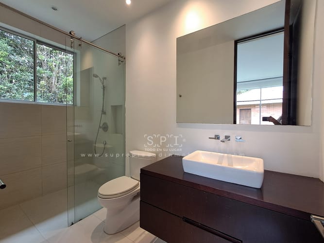 Casa de 4 alcobas en venta en Guaymaral, Bogotá, 419 m² · foto 20 de 24